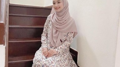 mbak mbak daster hijab pamerin barangnya | kingbokep