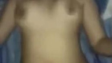 Bokep Xhamster Diajak pacar yang lagi birahi
