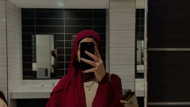 wanita dengan hijab nya di perkosa sambil tangan di ikat dan di suruh istong | kingbokep